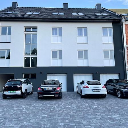 Titan Centrum Apartman Nyiregyhaza Exterior foto