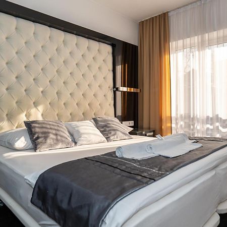 Titan Centrum Apartman Nyiregyhaza Exterior foto