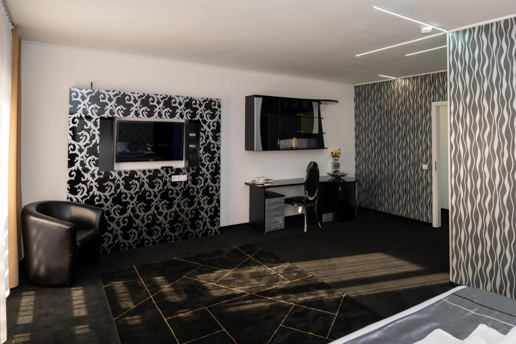 Titan Centrum Apartman Nyiregyhaza Exterior foto