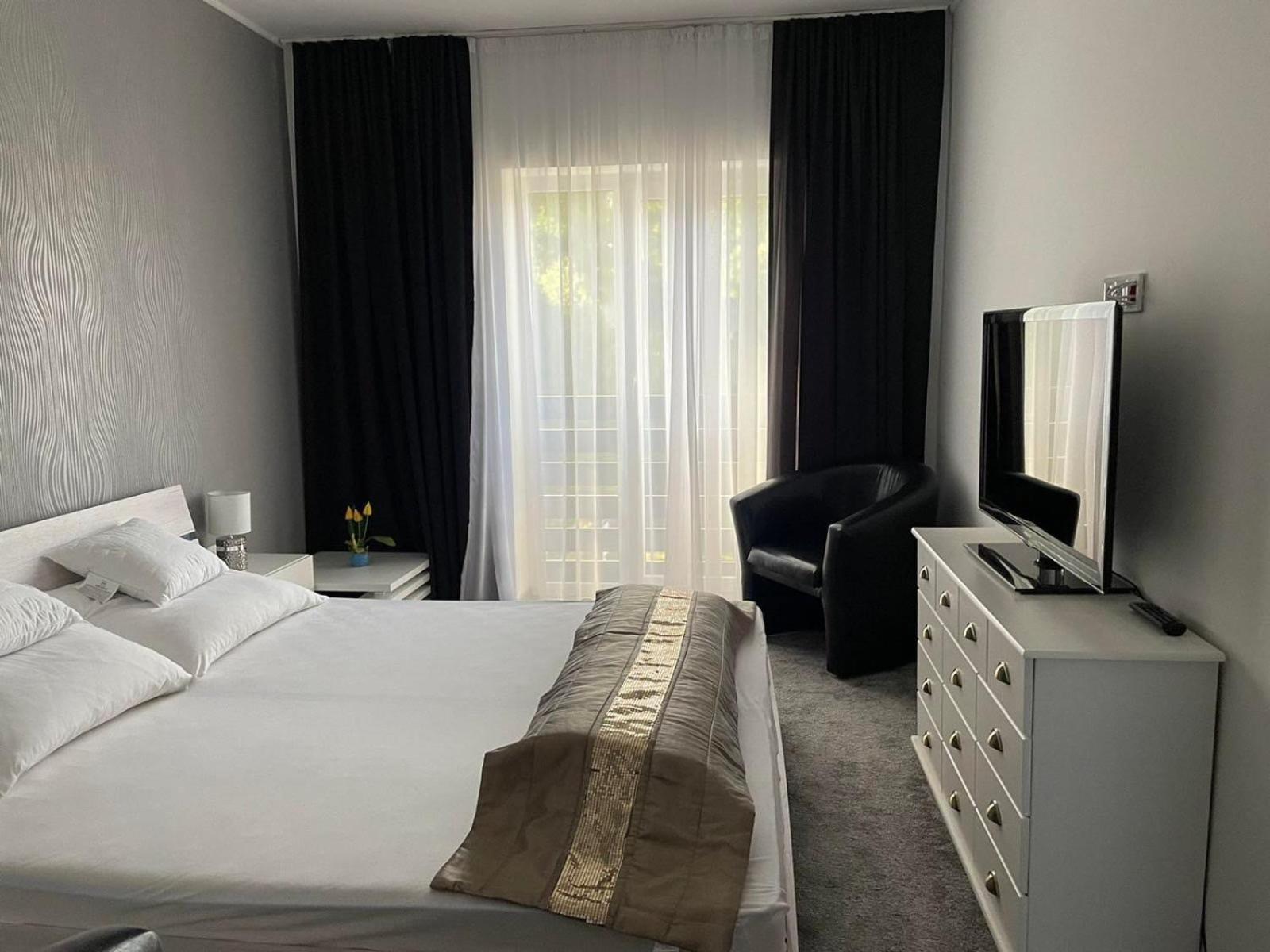 Titan Centrum Apartman Nyiregyhaza Exterior foto